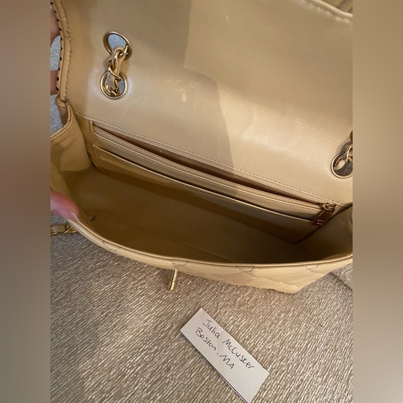 Rare Chanel Vintage Flap Bag with 24K Gold Hardware - Picture 3 of 16